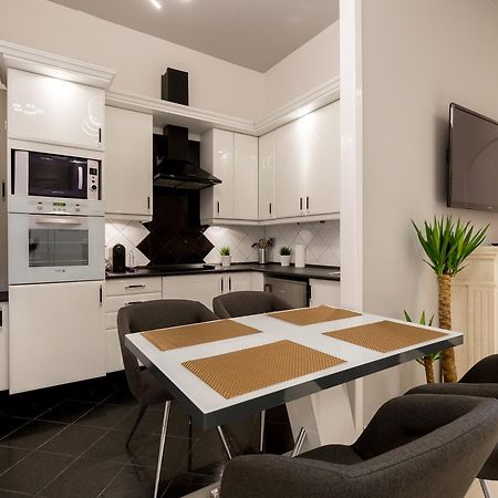 Luxury Dream Home In The Absolute Center Boedapest Buitenkant foto